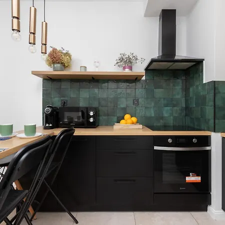 Starowiejska With Balcony Next To Arena Stadium By Renters Apartamento *