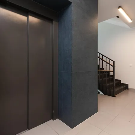 Apartment Starowiejska With Balcony Next To Arena Stadium By Renters *