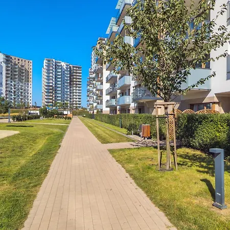 Apartamento Starowiejska With Balcony Next To Arena Stadium By Renters