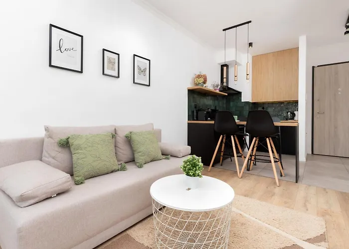 Starowiejska With Balcony Next To Arena Stadium By Renters غدانسك