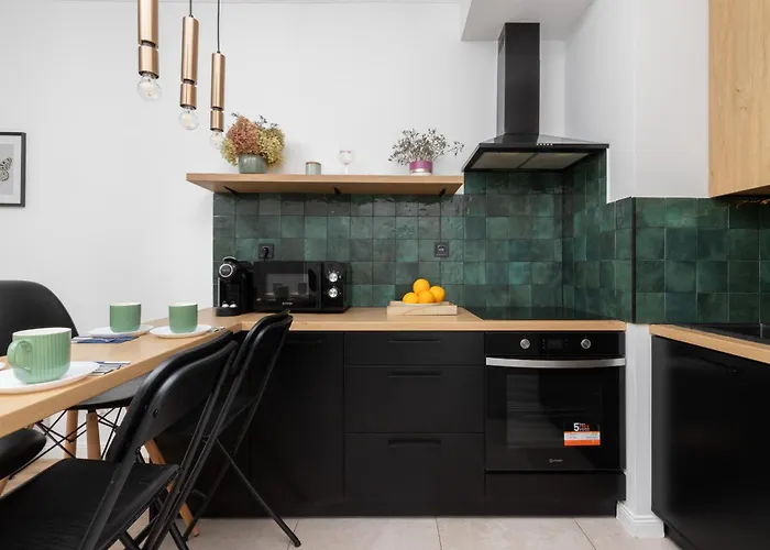 Starowiejska With Balcony Next To Arena Stadium By Renters شقة *